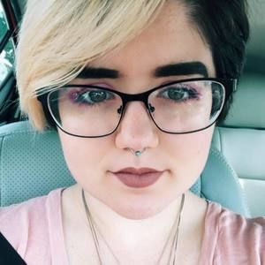 Meet your Posher, Laurel